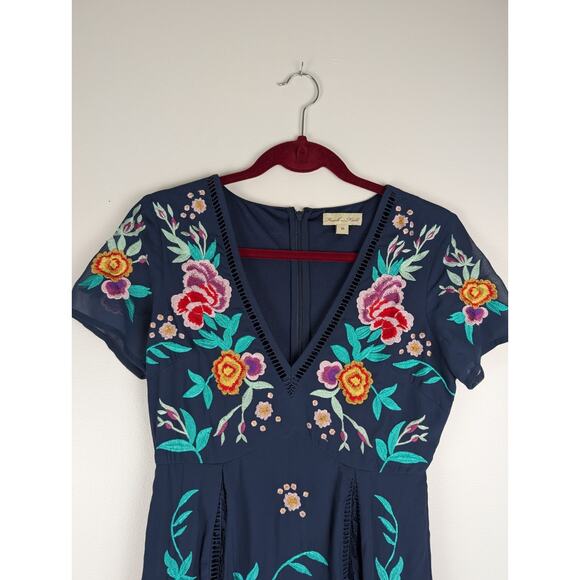 Frick And Frill Navy Floral Embroidered Sheer‎ Lace Maxi Dress Sz 10 - Picture 2 of 14